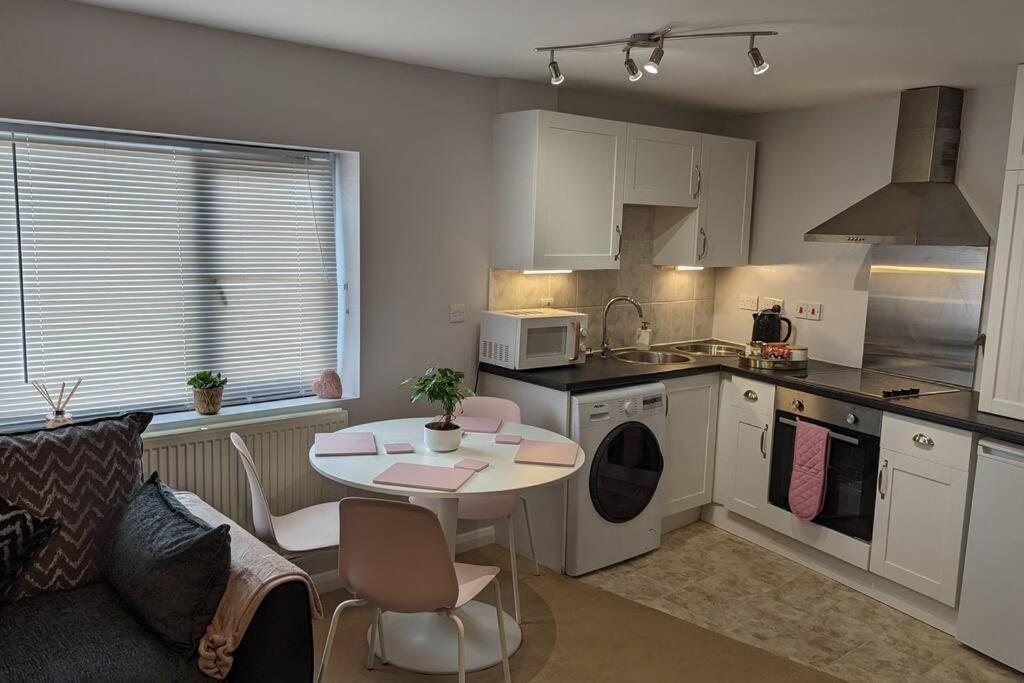 Turtle Dove Apartment Oxford Eksteriør billede